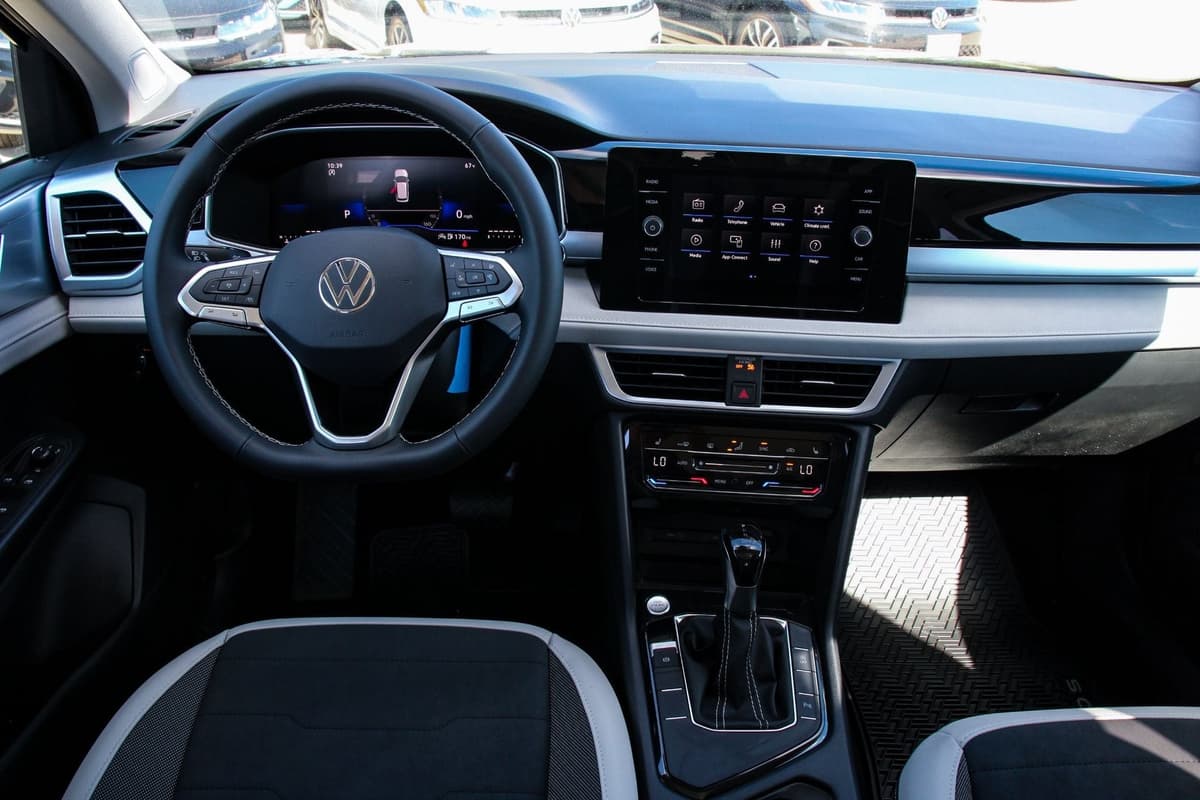 2026 Volkswagen Taos - Image 23