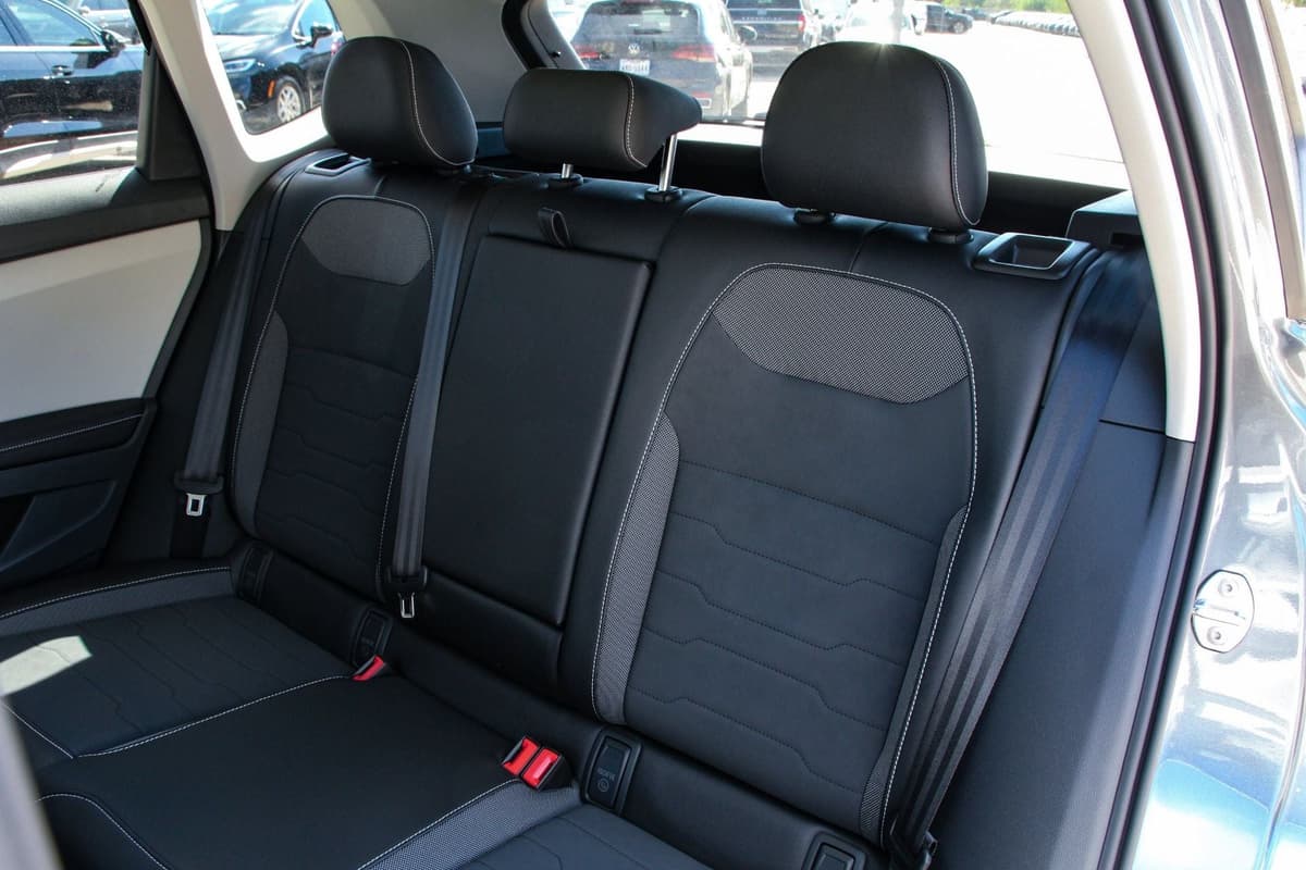 2026 Volkswagen Taos - Image 28