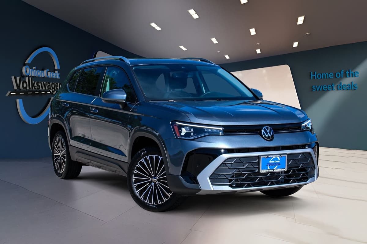 2026 Volkswagen Taos - Image 3