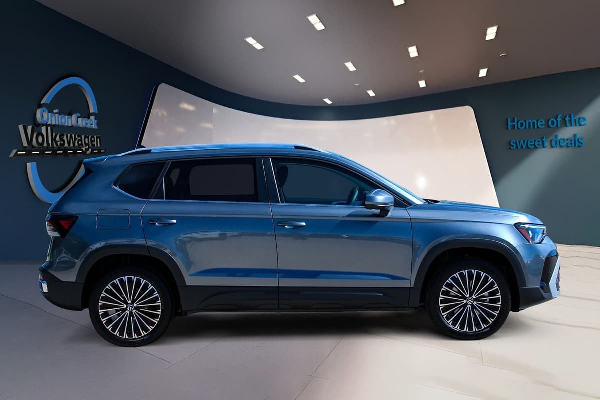 2026 Volkswagen Taos - Image 4