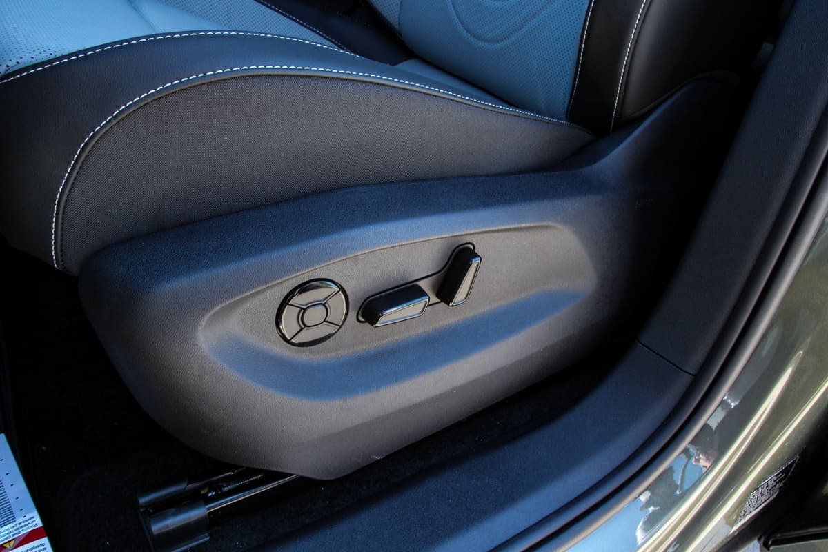 2026 Volkswagen Tiguan - Image 13