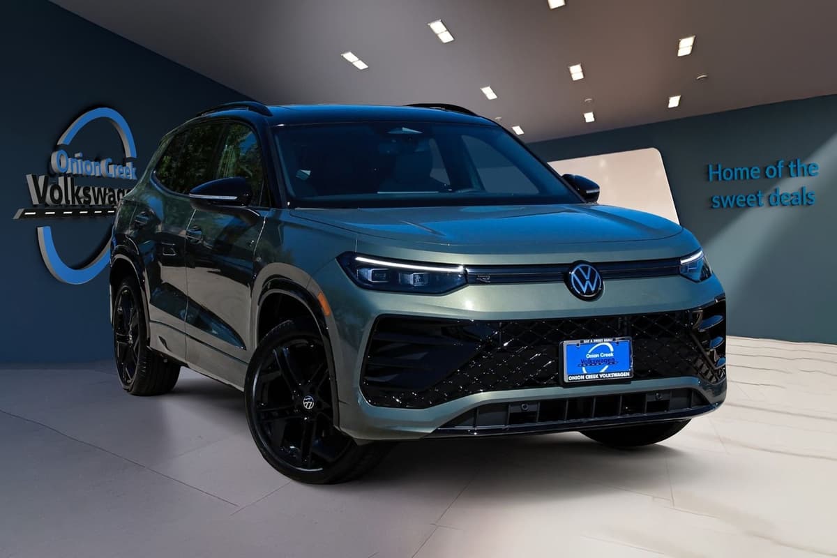 2026 Volkswagen Tiguan - Image 3