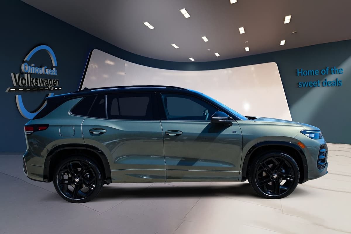 2026 Volkswagen Tiguan - Image 4