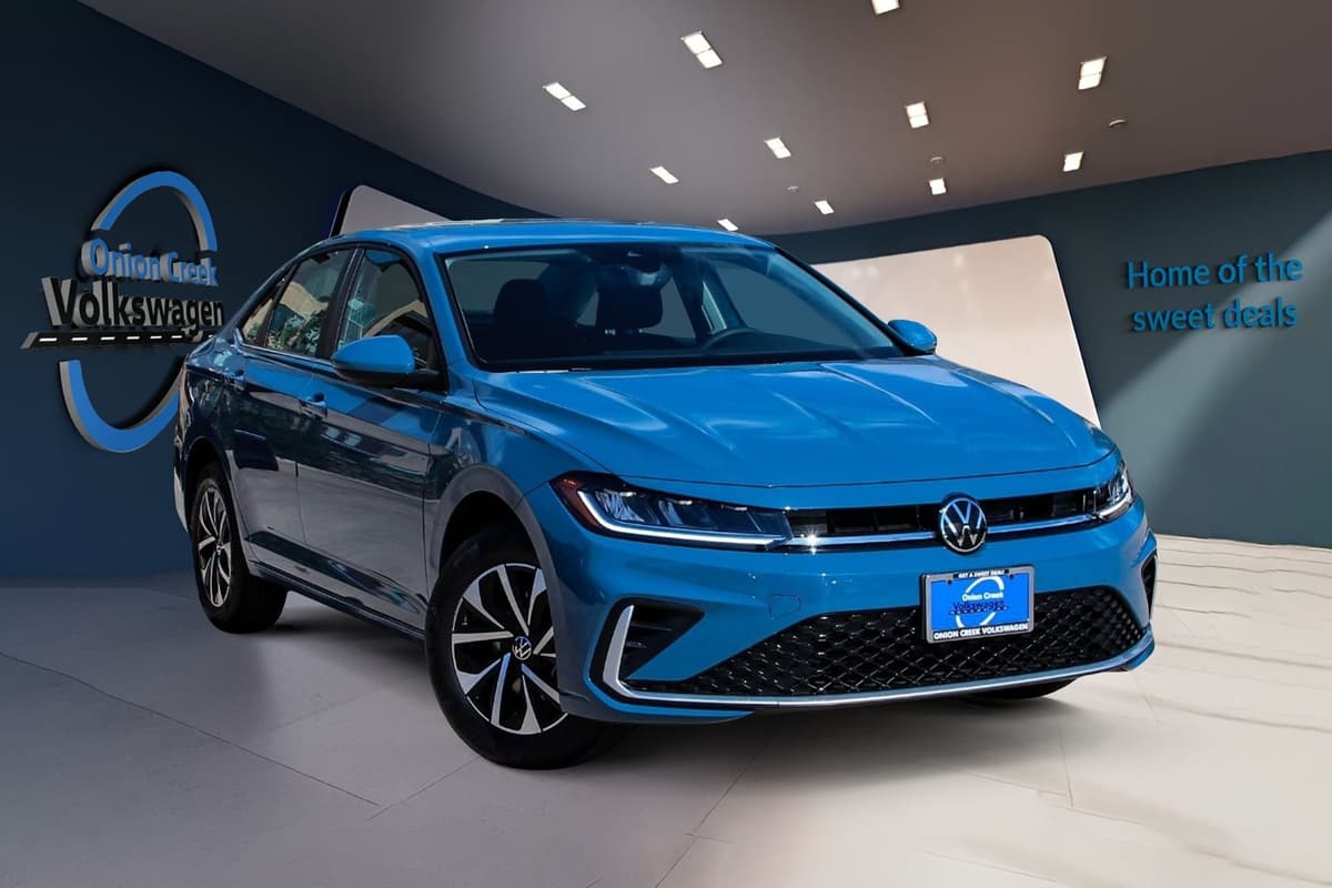 2026 Volkswagen Jetta - Image 2