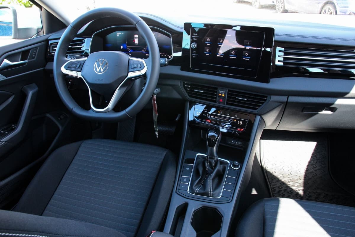 2026 Volkswagen Jetta - Image 22