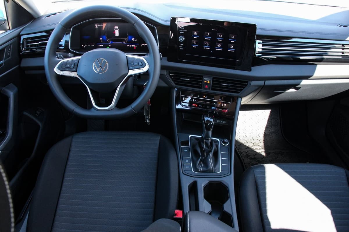 2026 Volkswagen Jetta - Image 23