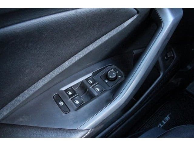 2026 Volkswagen Jetta - Image 40