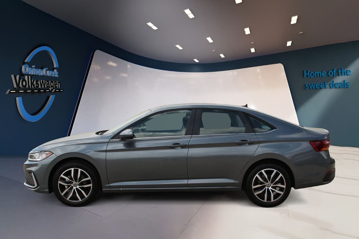 2026 Volkswagen Jetta - Image 7