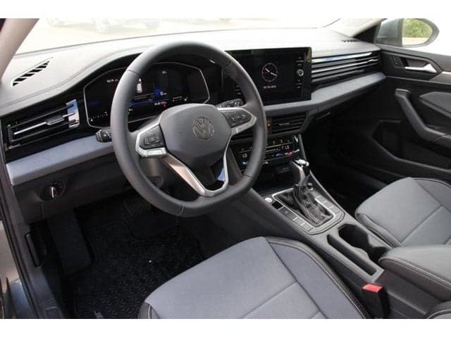 2026 Volkswagen Jetta - Image 34