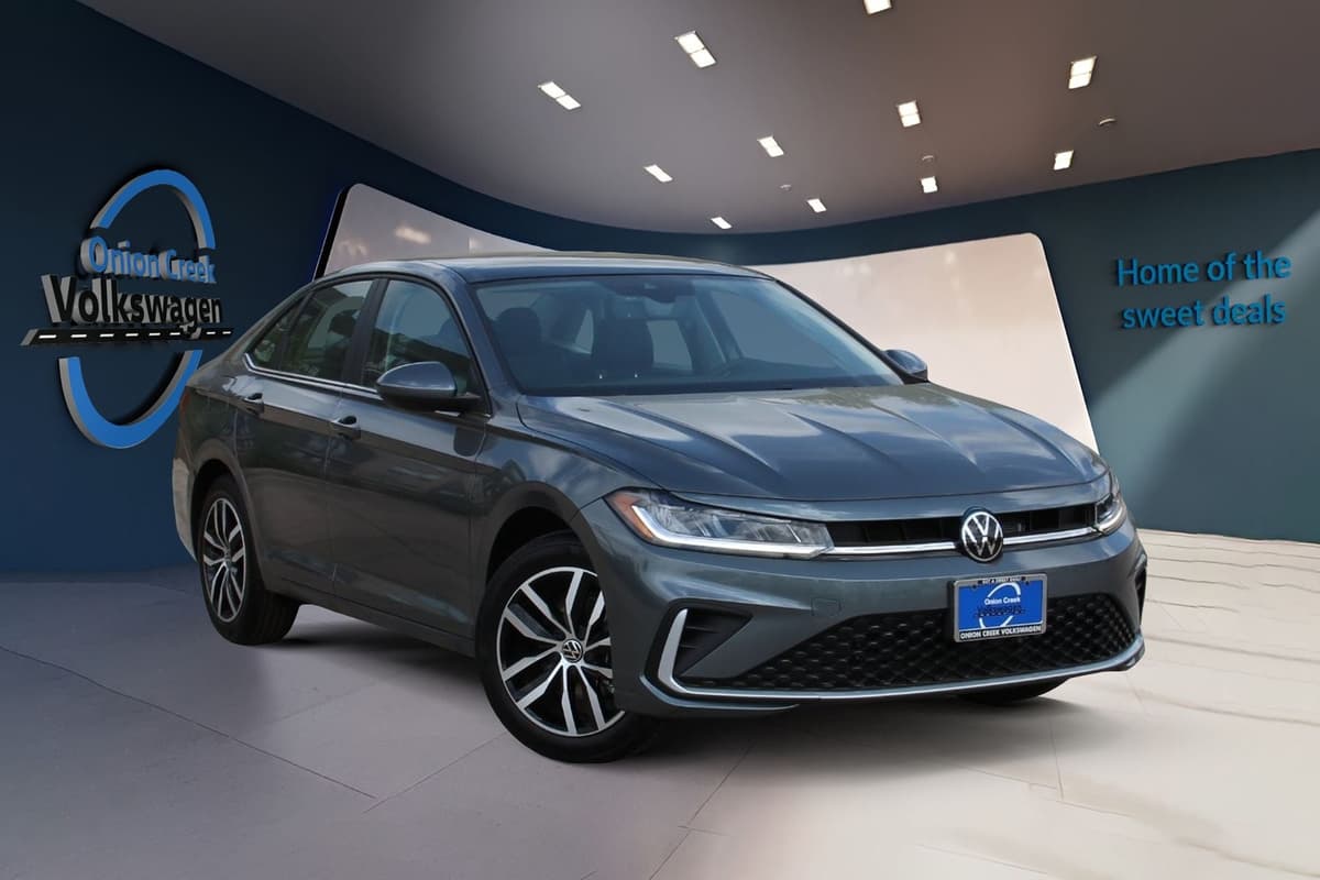 2026 Volkswagen Jetta - Image 3