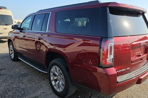 2016 GMC Yukon - Image 3