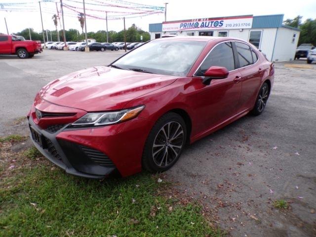 2019 TOYOTA Camry