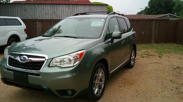 2016 SUBARU Forester