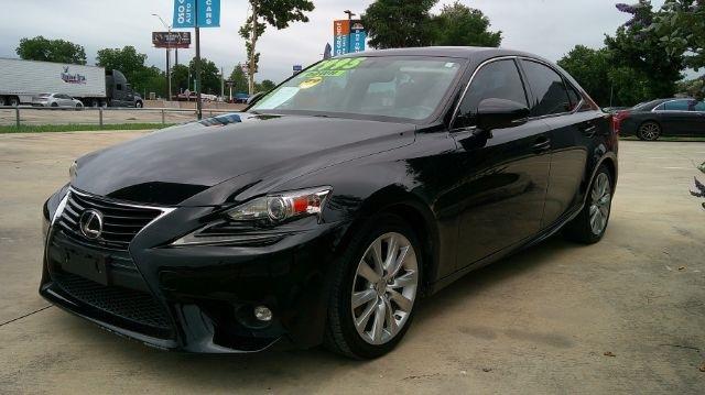 2015 LEXUS IS - Image 2