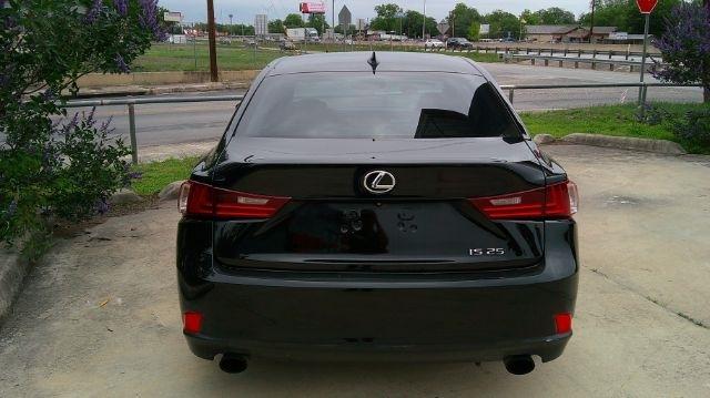 2015 LEXUS IS - Image 5