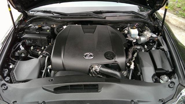 2015 LEXUS IS - Image 18