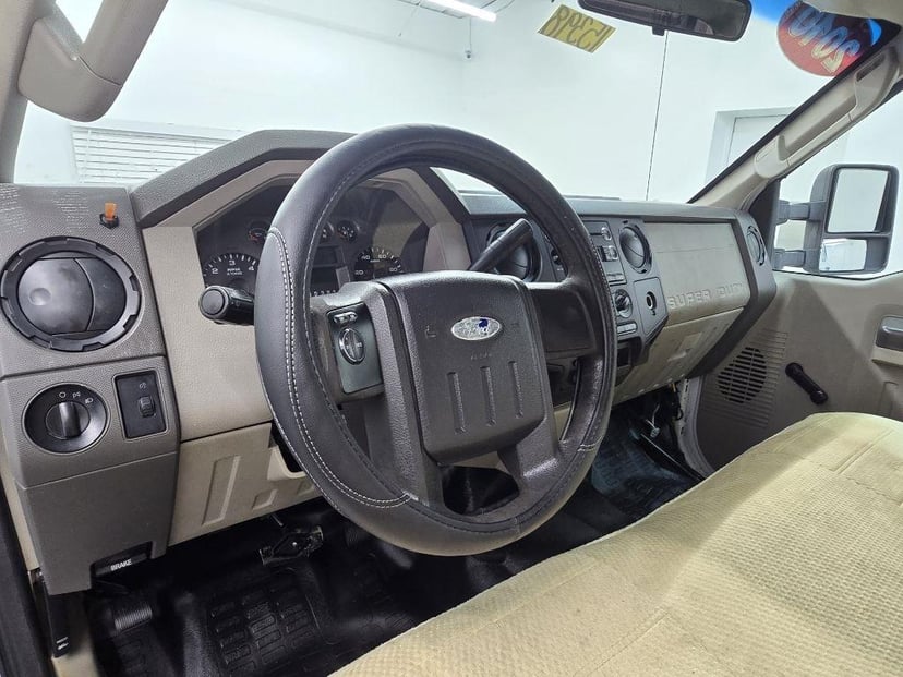 2010 FORD F-250 - Image 10