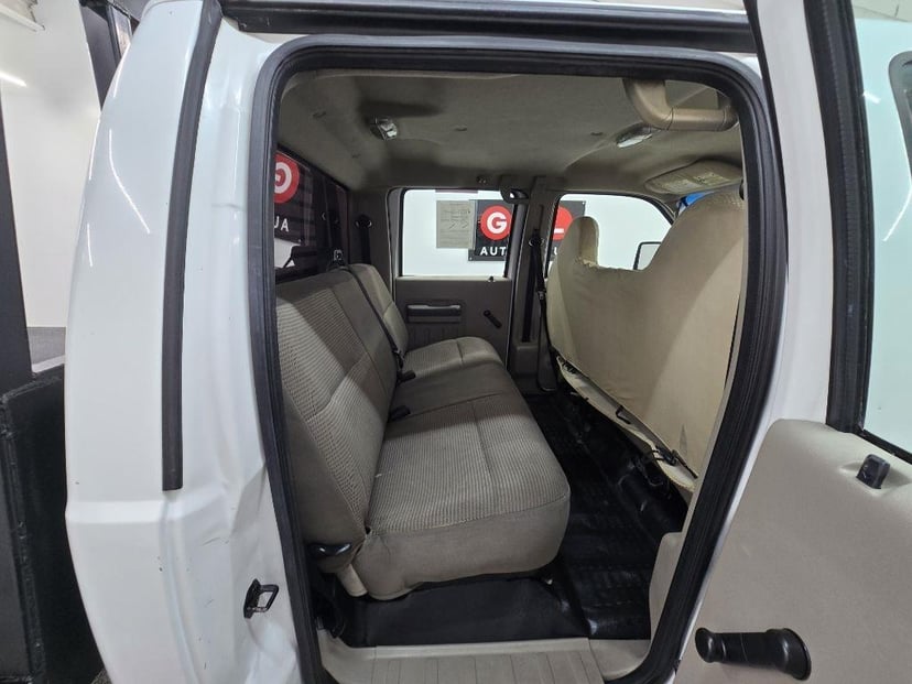 2010 FORD F-250 - Image 17