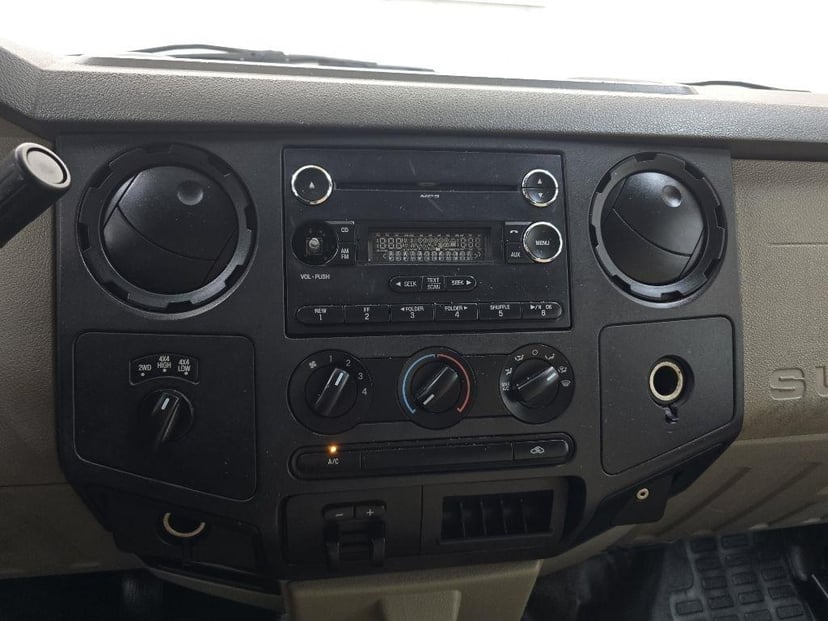 2010 FORD F-250 - Image 21