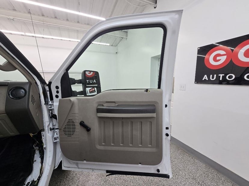 2010 FORD F-250 - Image 25