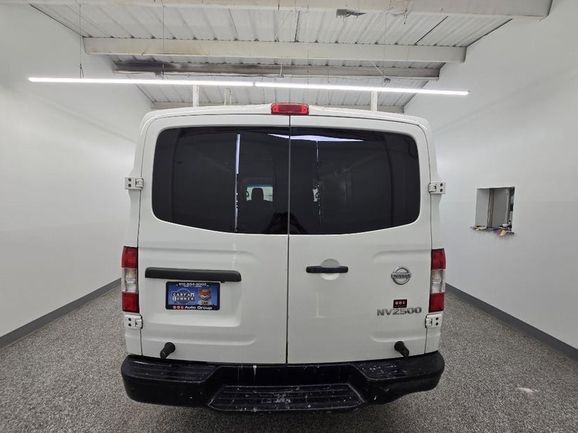 2017 Nissan NV - Image 3
