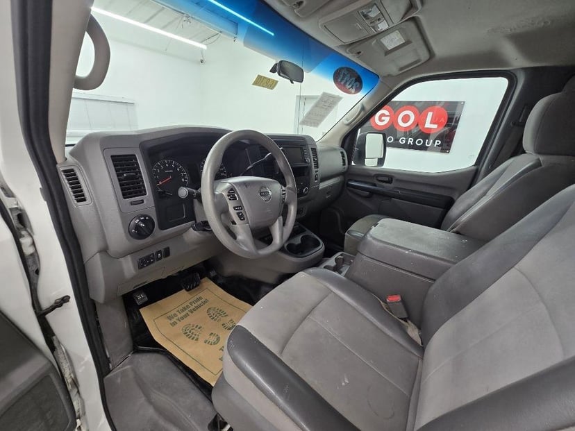 2017 Nissan NV - Image 8