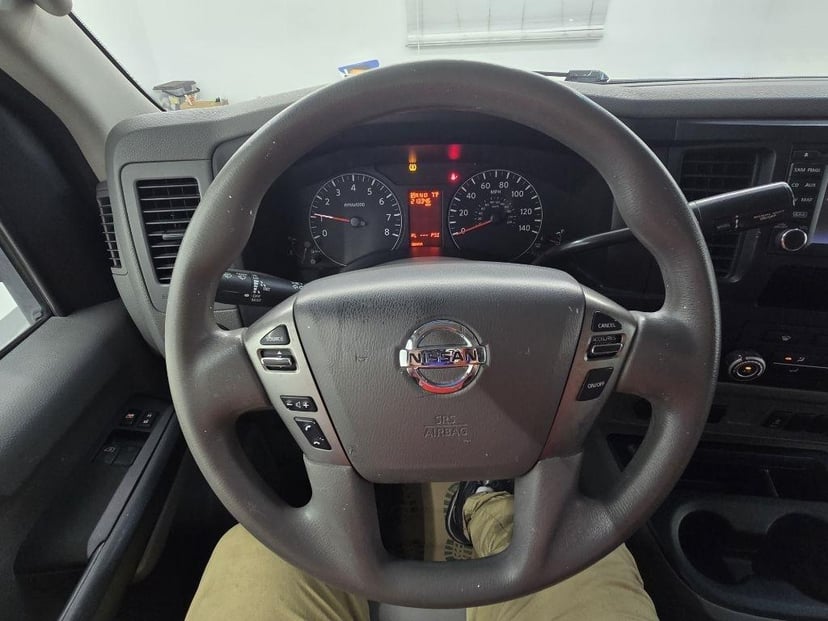 2017 Nissan NV - Image 17