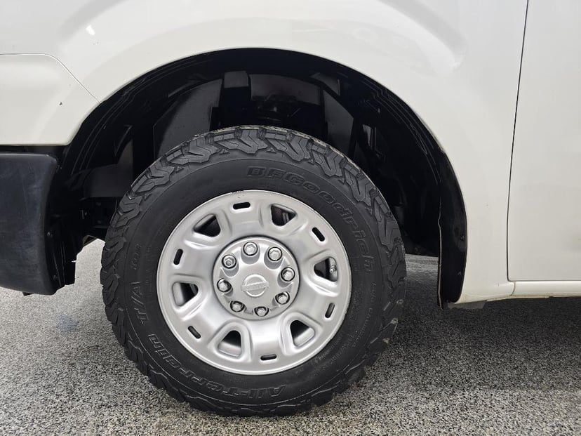 2017 Nissan NV - Image 21