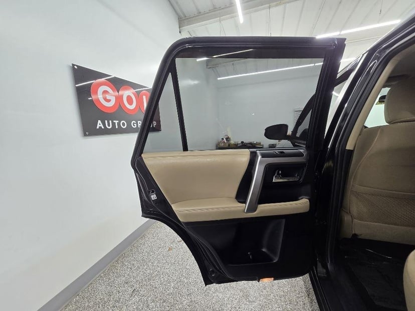 2015 TOYOTA 4Runner - Image 25