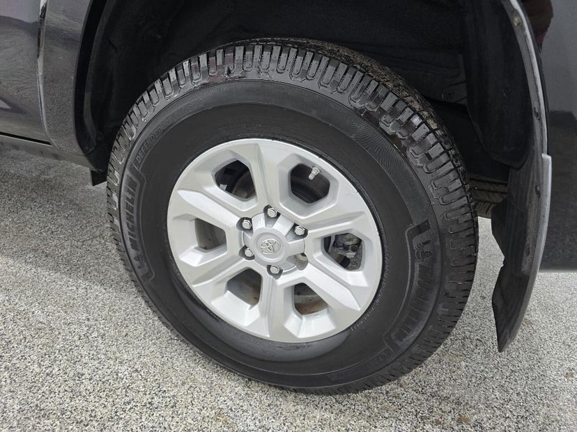 2015 TOYOTA 4Runner - Image 29
