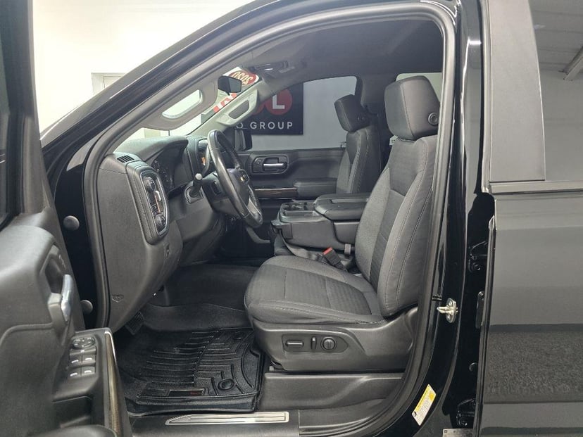 2020 CHEVROLET Silverado - Image 11