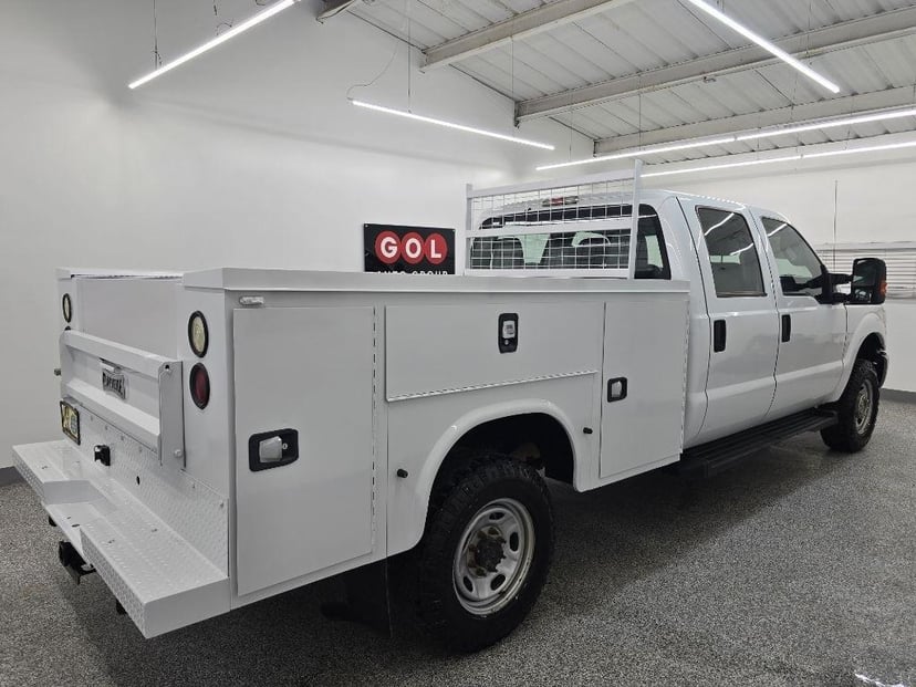 2011 FORD F-350 - Image 6