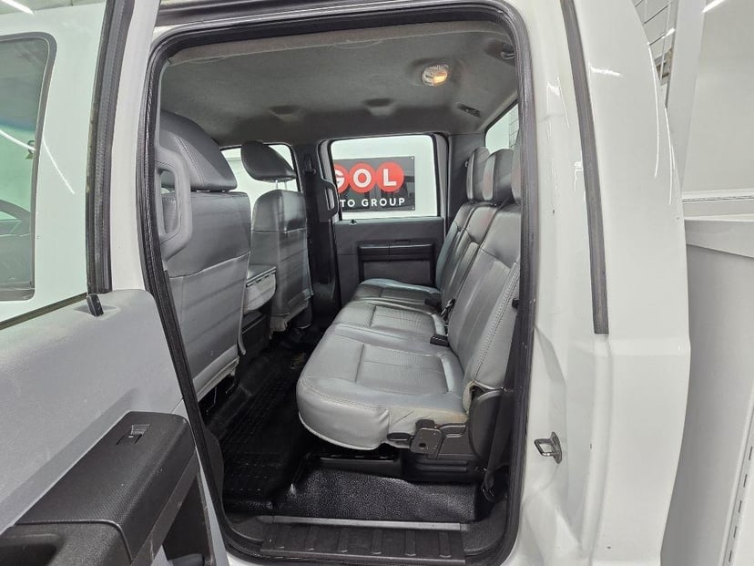 2011 FORD F-350 - Image 13