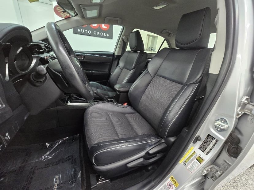2015 TOYOTA Corolla - Image 12
