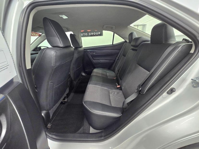 2015 TOYOTA Corolla - Image 14