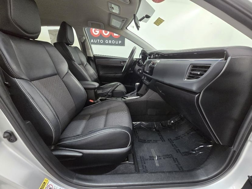2015 TOYOTA Corolla - Image 21