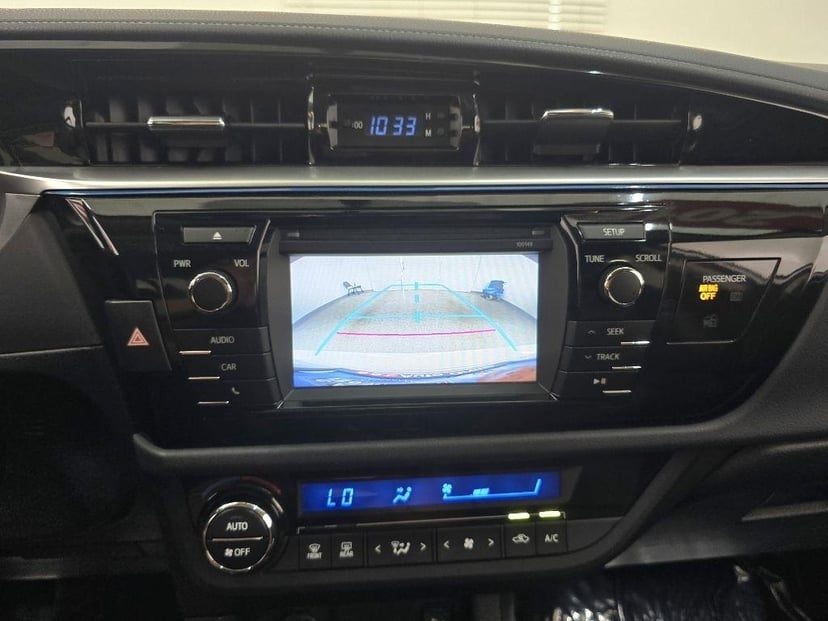 2015 TOYOTA Corolla - Image 27