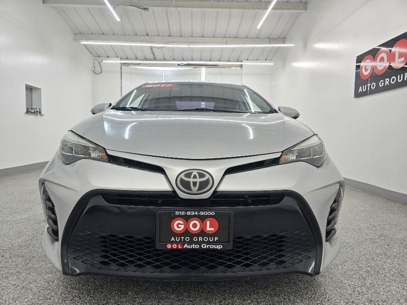 2017 TOYOTA Corolla - Image 2