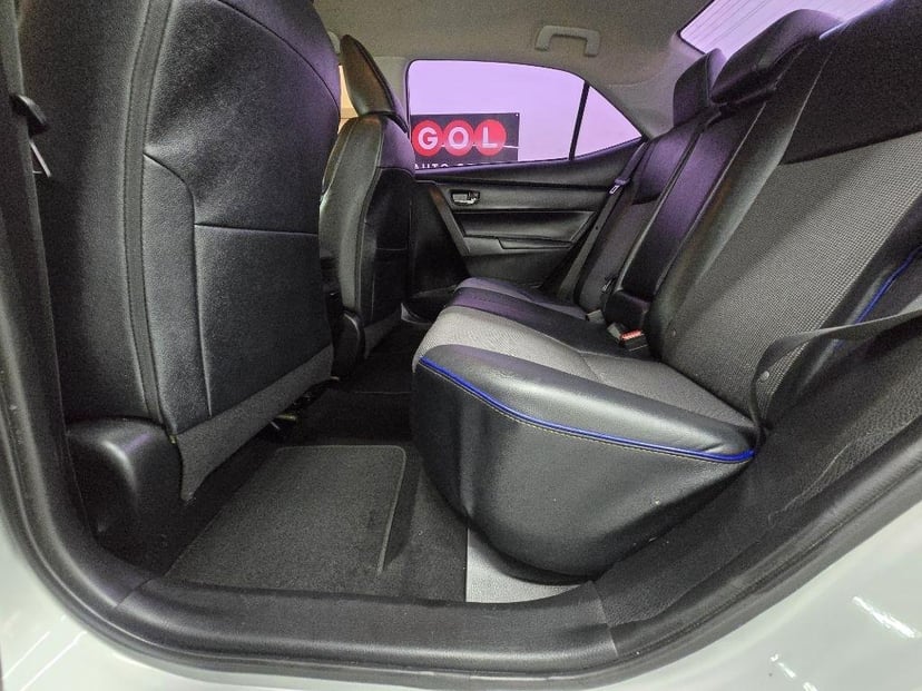 2017 TOYOTA Corolla - Image 16