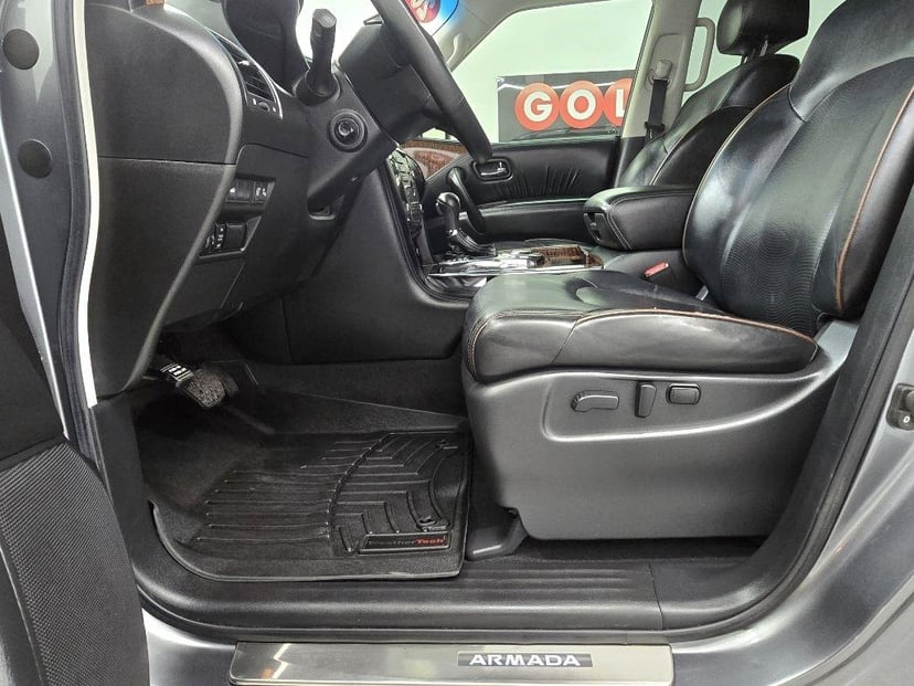 2017 NISSAN Armada - Image 11