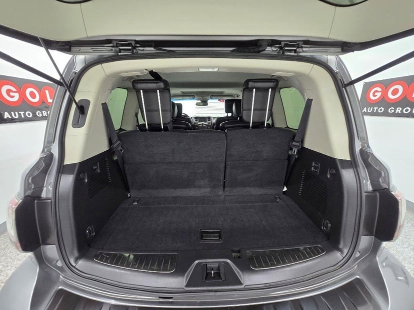 2017 NISSAN Armada - Image 18