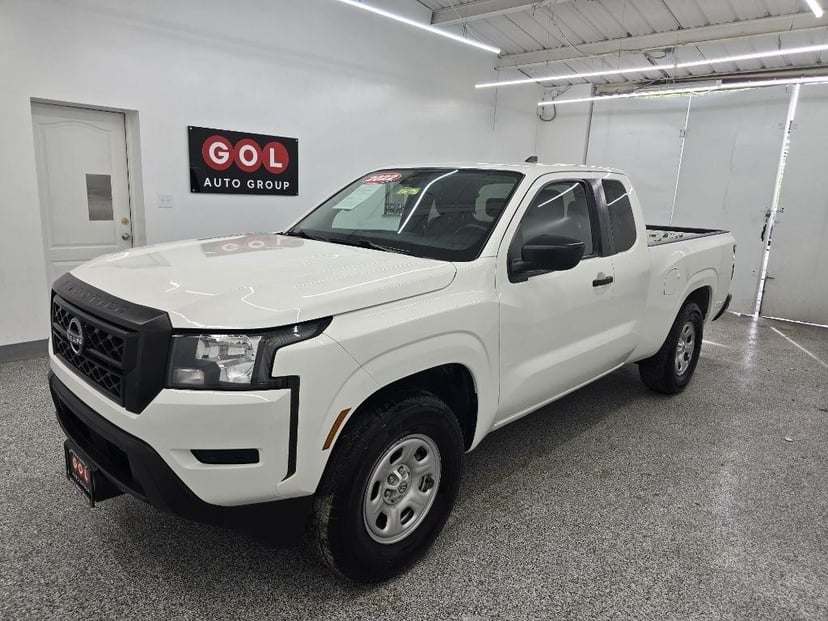 2022 NISSAN Frontier