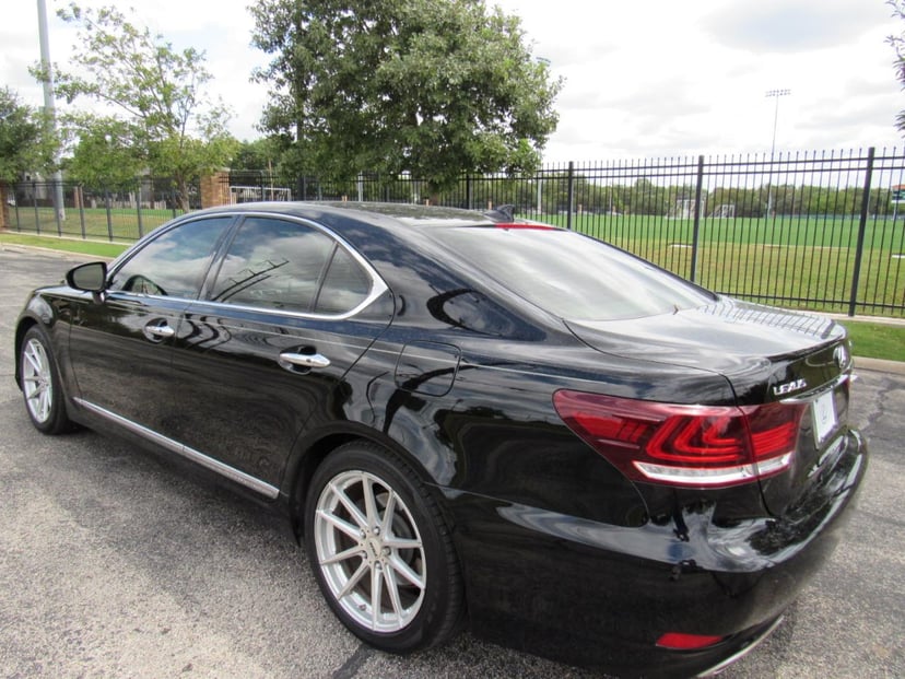2014 LEXUS LS - Image 7