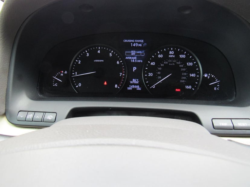 2014 LEXUS LS - Image 31