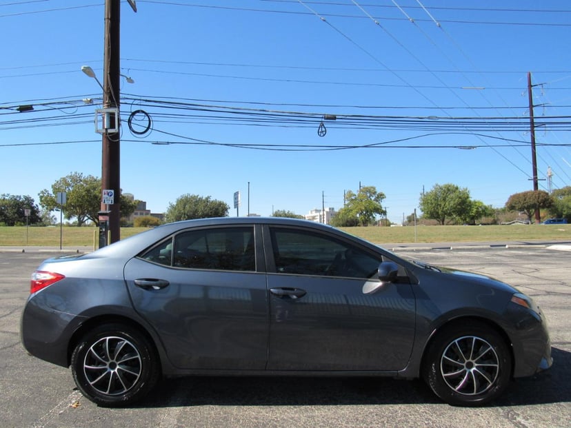 2016 TOYOTA Corolla - Image 4