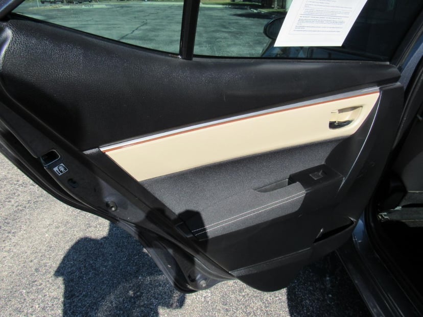 2016 TOYOTA Corolla - Image 9