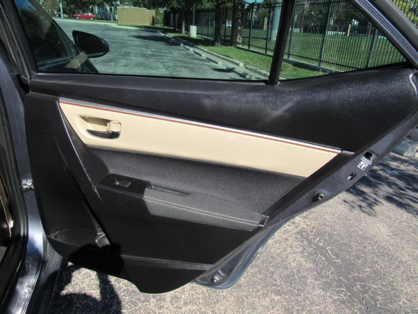 2016 TOYOTA Corolla - Image 10
