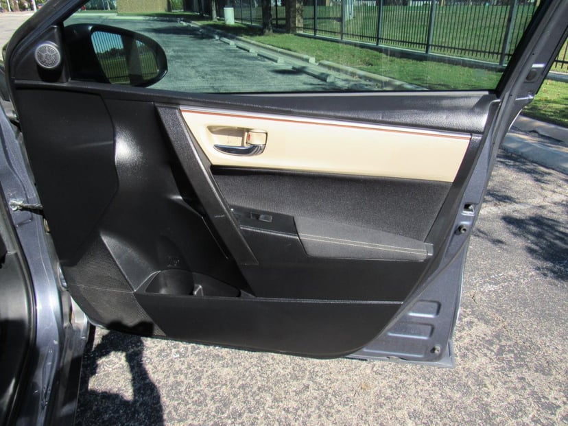 2016 TOYOTA Corolla - Image 11
