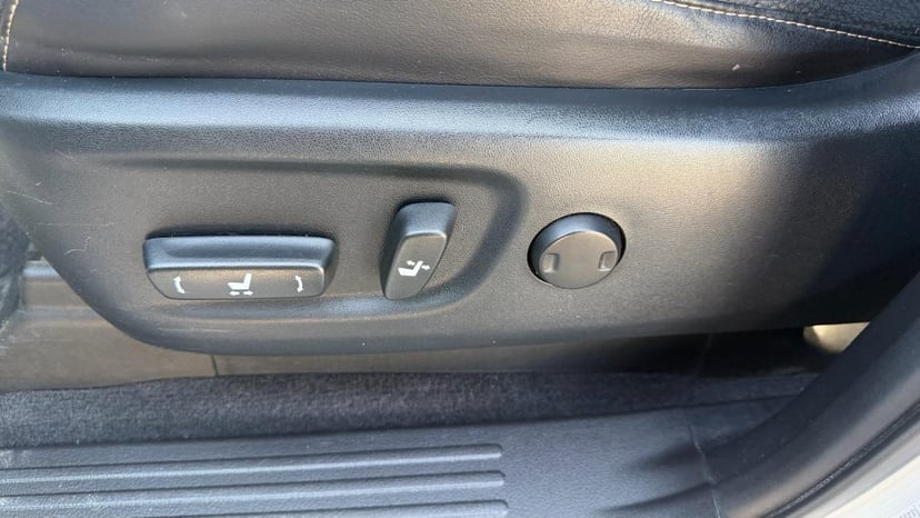 2017 LEXUS GX - Image 27