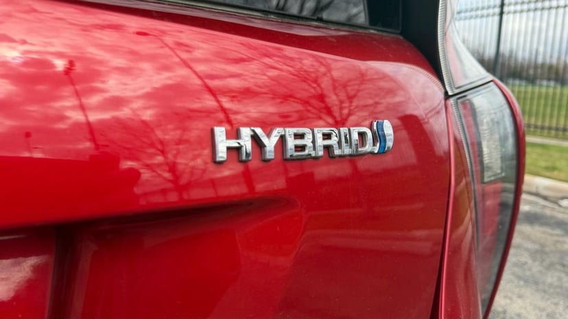 2018 TOYOTA Prius - Image 36
